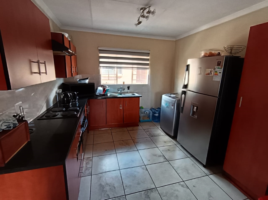 3 Bedroom Property for Sale in Waterval East North West